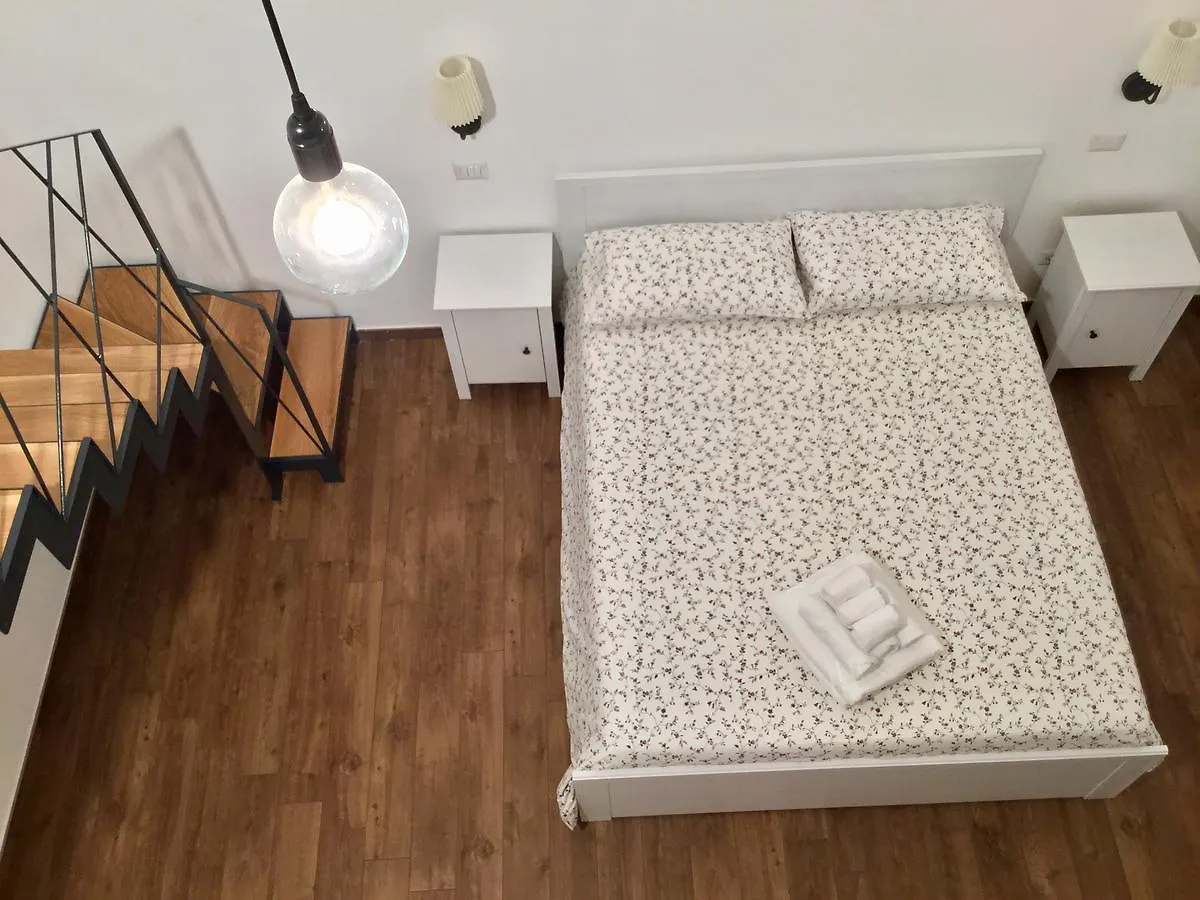 ג'ובינאצו B&B Sant'Agostino לינה וארוחת בוקר